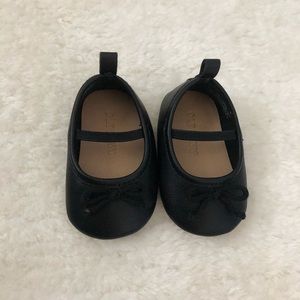 Old Navy Black Flats